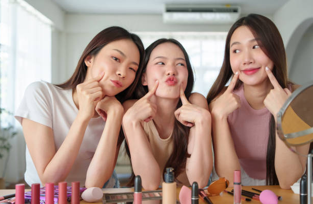 Makeup Natural untuk Sehari-hari: Cara Mendapatkan Tampilan Fresh Tanpa Ribet